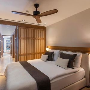 Poolside Suite
